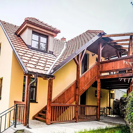 Dueta-4 By Interhome