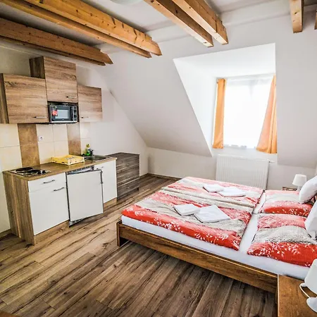 Dueta-4 By Interhome * Český Krumlov